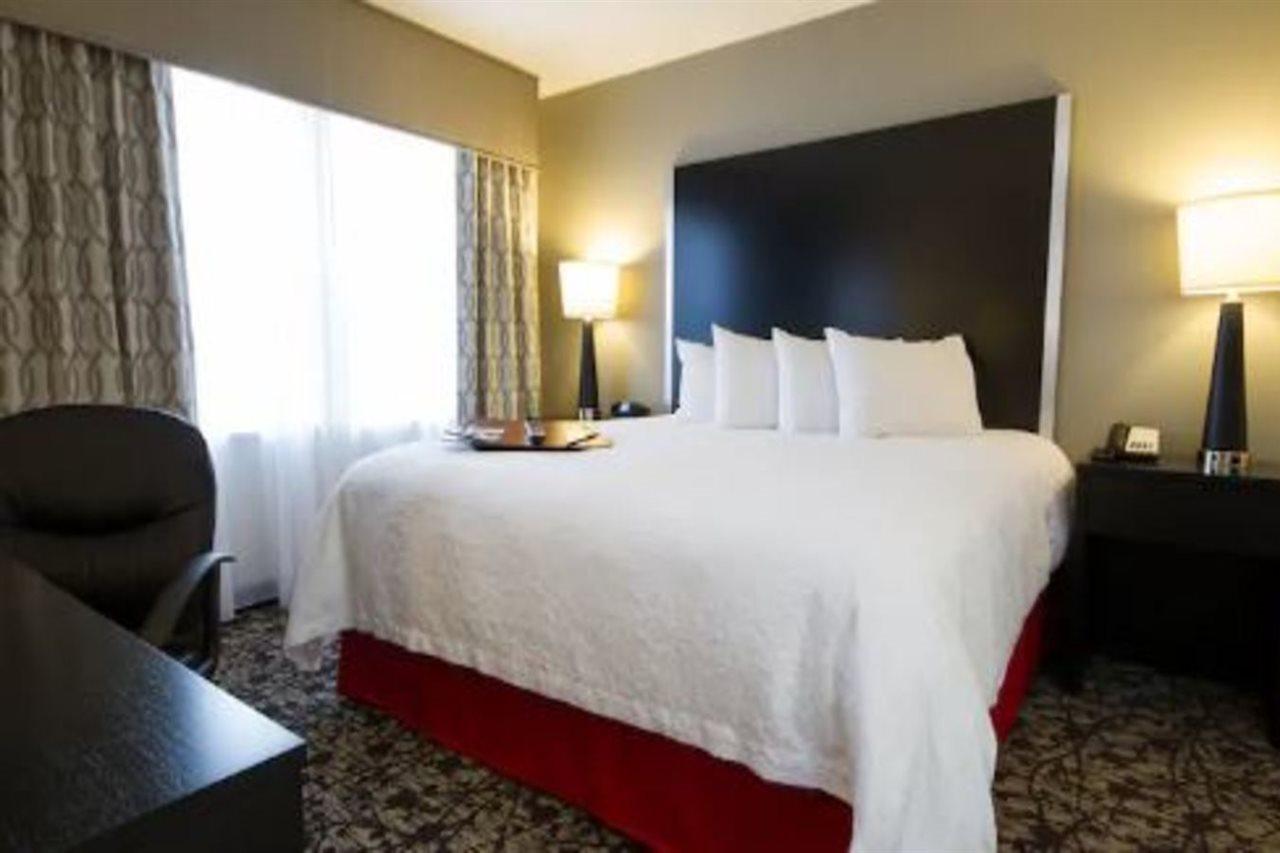 Hampton Inn & Suites דופונט מראה חיצוני תמונה